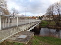 Silniční most mezi obcemi Bohousová a Záchlumí.